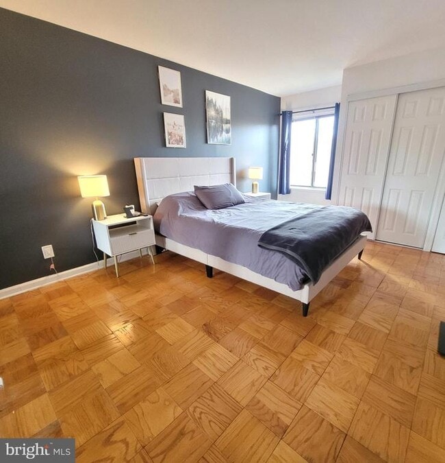 Building Photo - 3101 S Manchester St