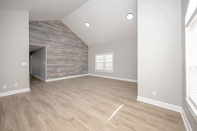 Building Photo - Completed Updated Home for Rent