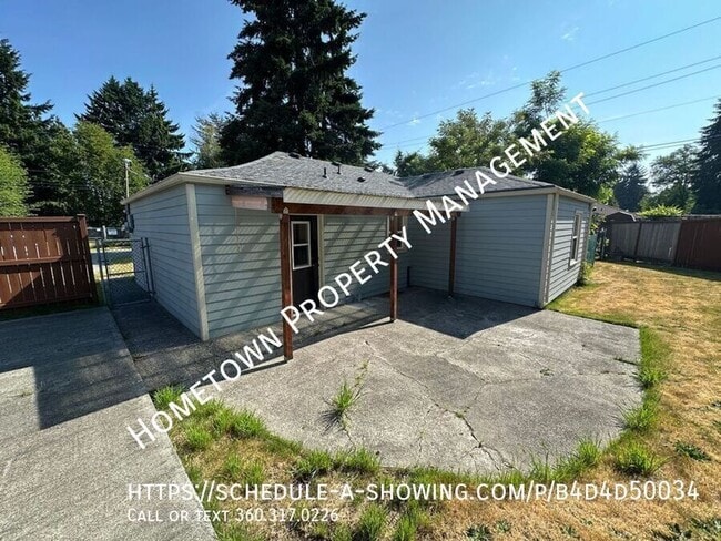 Building Photo - 4325 14th Way SE