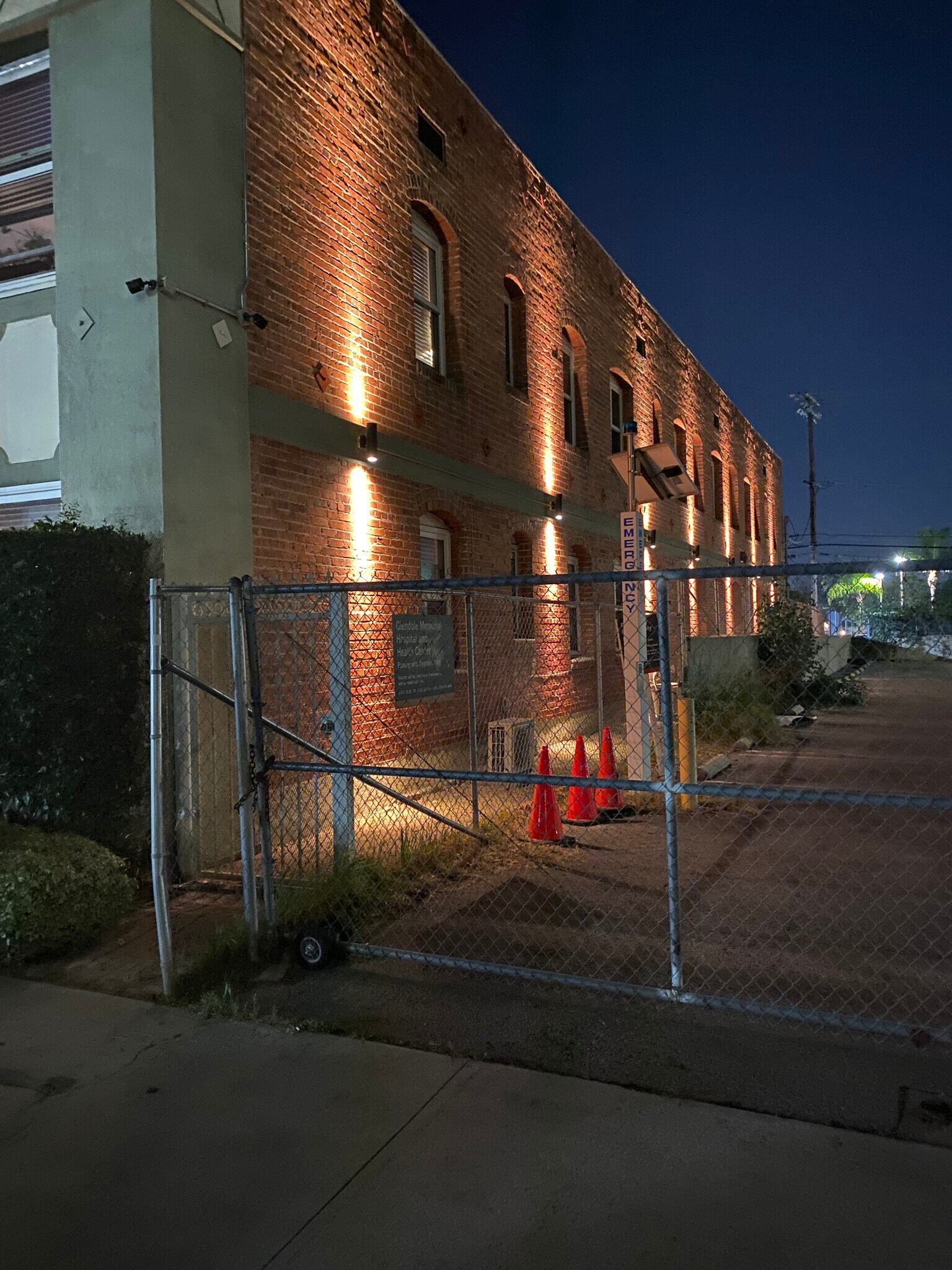 Building Photo - 114 W Eulalia St