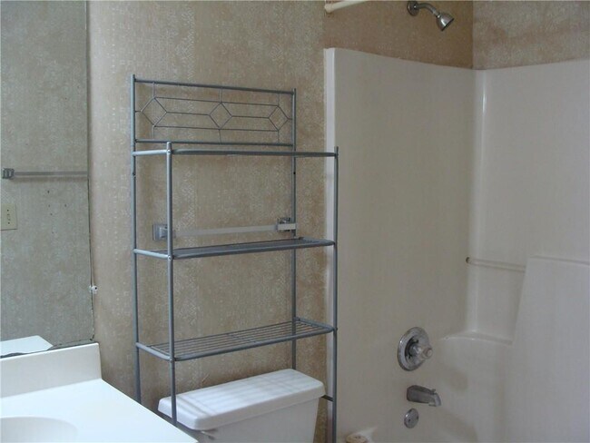 Building Photo - 3483 Fannin Dr