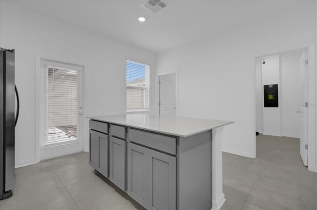 Building Photo - 6049 Blissful St