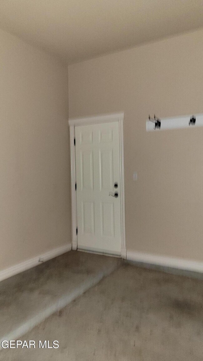 Building Photo - 11512 Porfirio Payan Dr