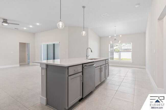 Building Photo - 58 Buttermill Dr