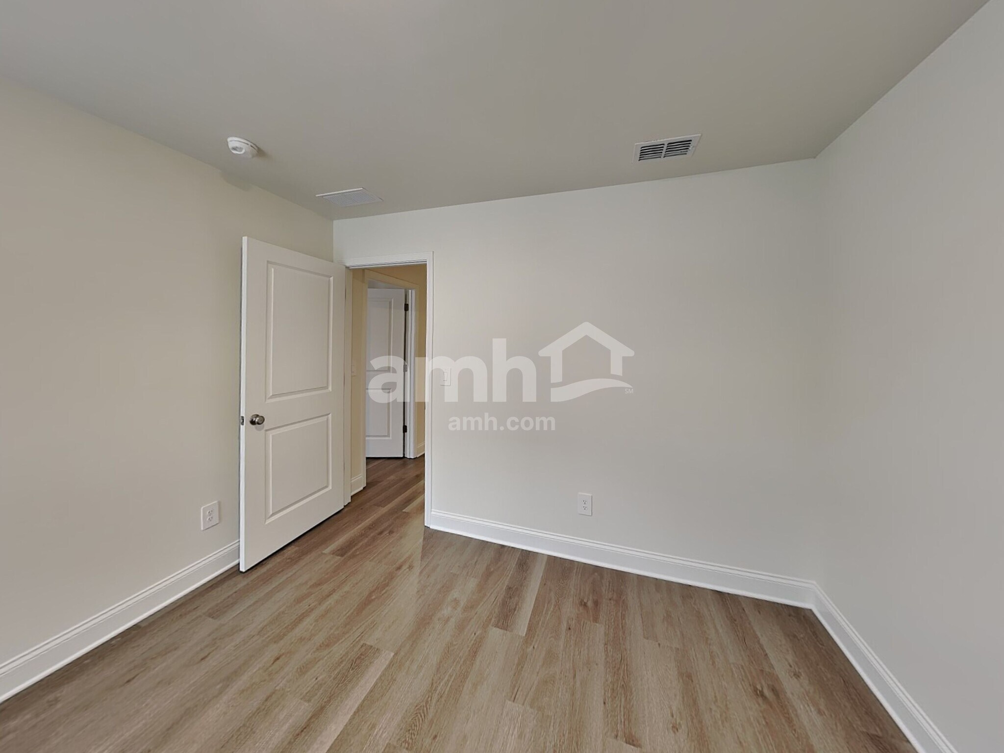 Building Photo - 3018 Ansley Place Rd