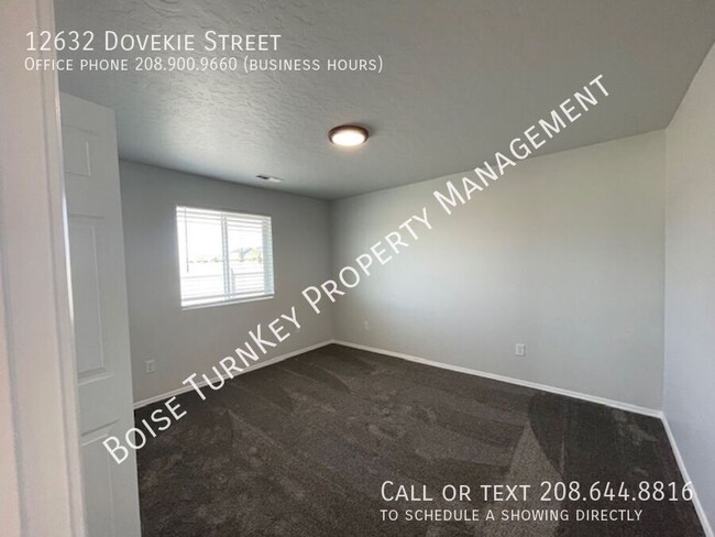 Building Photo - 12632 Dovekie St