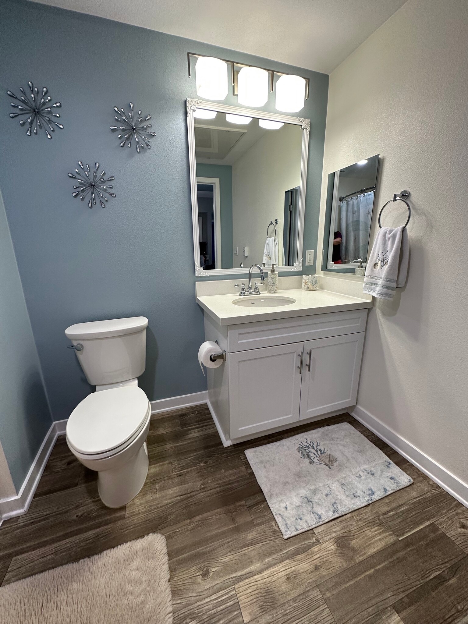 Building Photo - 12655 Bluff Creek Dr