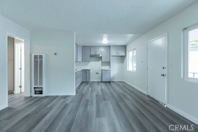 Primary Photo - 5476 Linden Ave