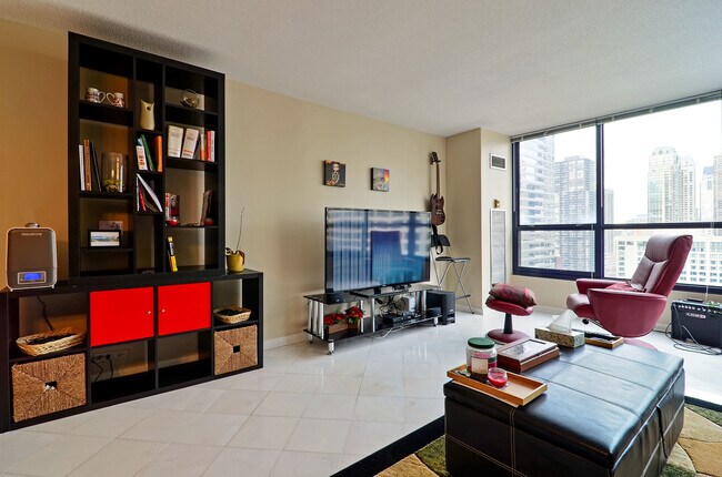 Building Photo - 405 N Wabash Ave