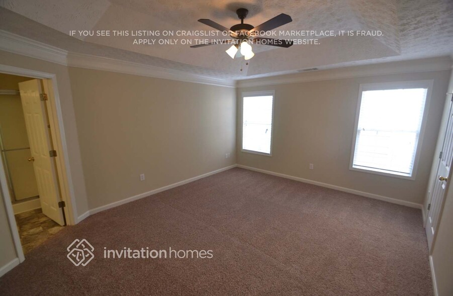Building Photo - 2802 Wynhaven Oaks Way