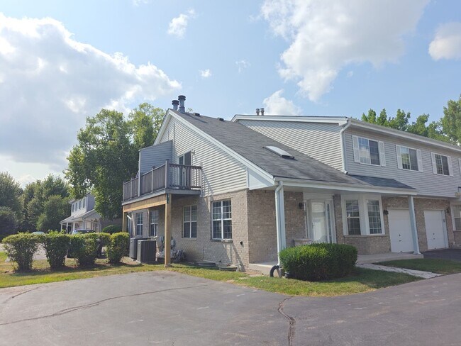Building Photo - 3519 Princeton Ave