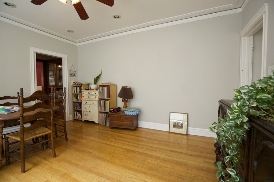 Building Photo - 6314 N Glenwood Ave