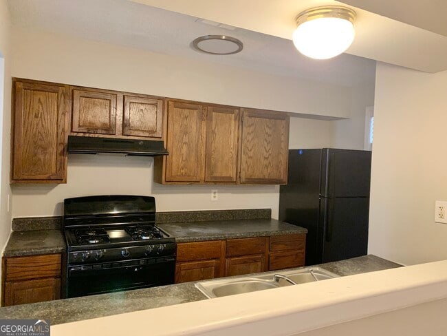 Building Photo - 2046 Oak Park Ln