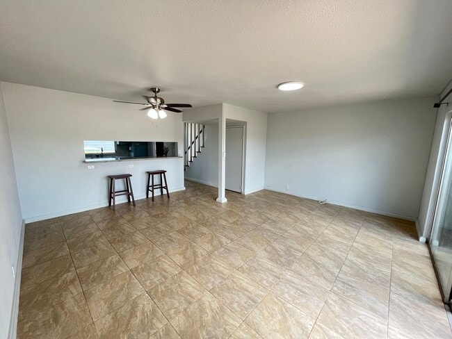 Building Photo - SECTION 8 OK! 2 level townhouse 3 Bedroom, 1 Bathroom Unit With 1 Parking Stall Available Now!