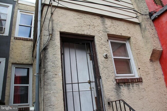 Building Photo - 3085 Potter St