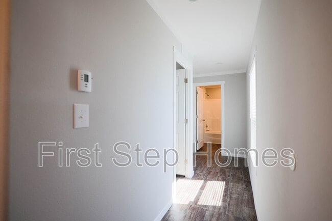 Building Photo - 133 Appaloosa Dr