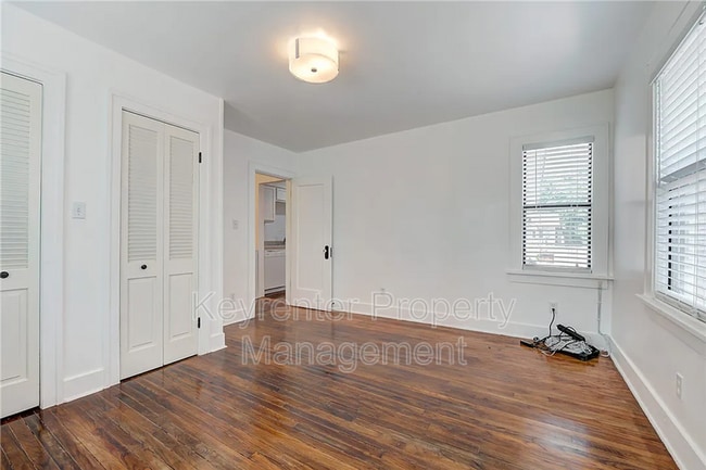 Building Photo - 2532 NW 16th St