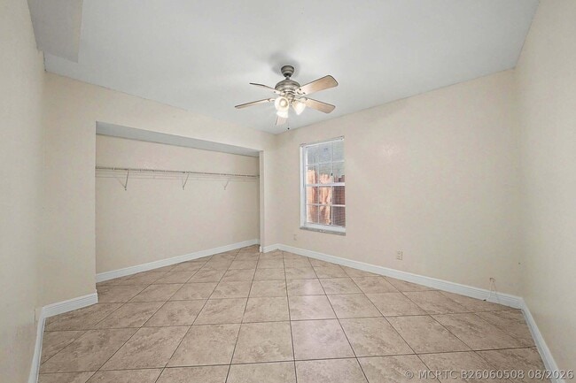 Building Photo - 5789 Woodland Point Dr