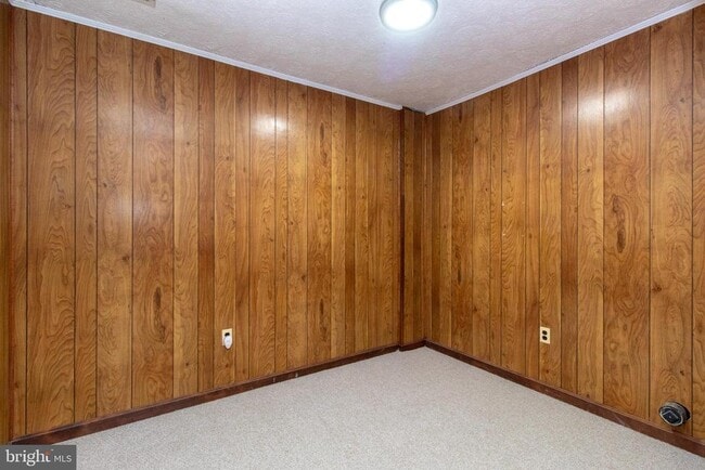 Building Photo - 5084 Sands Rd