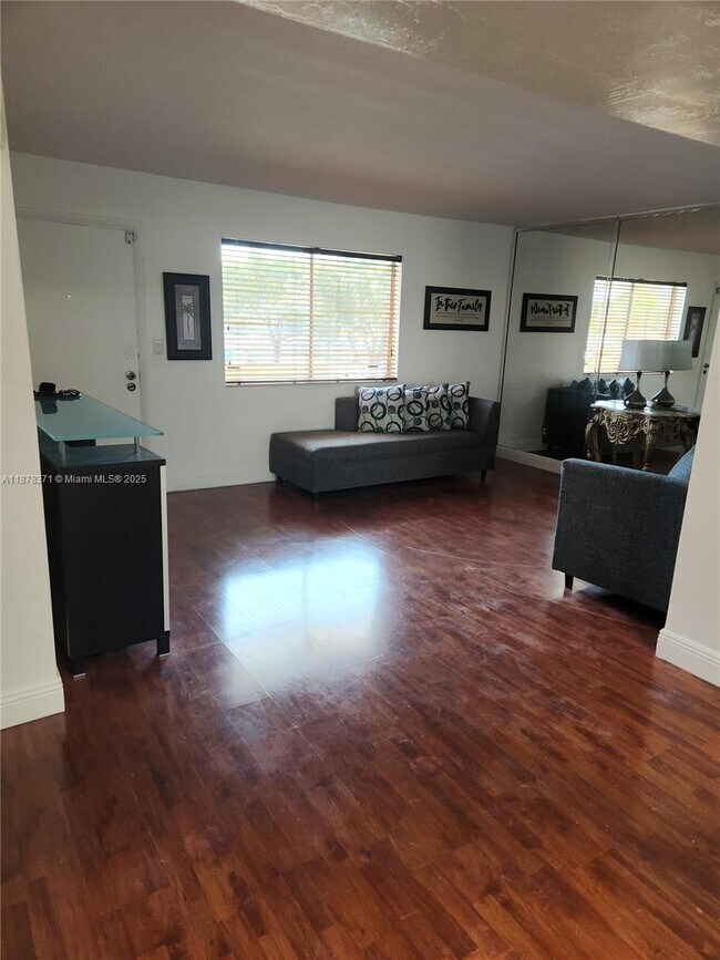 Building Photo - 8401 SW 107th Ave