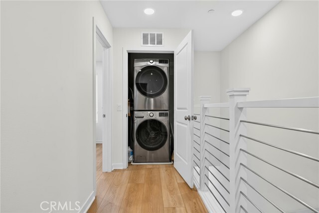 Building Photo - 14130 Bay