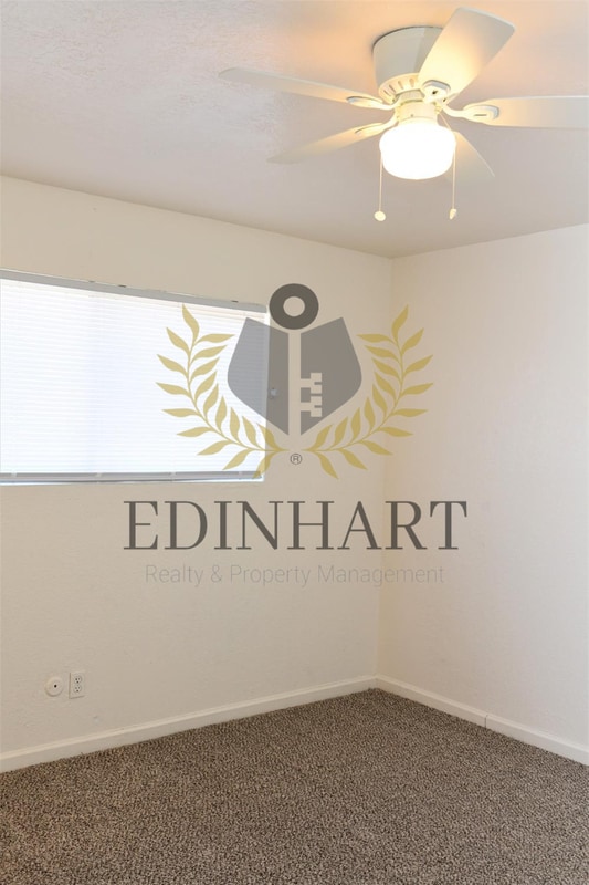 Building Photo - 2303 S Poppy Ave