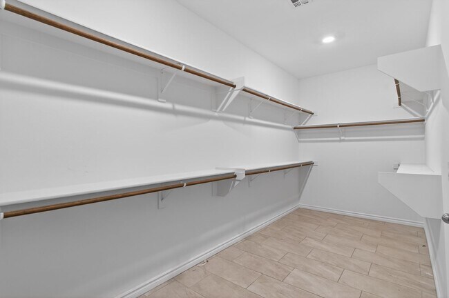 Building Photo - THIS is the HOME you have been waiting for!