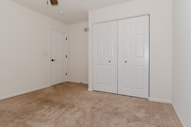 Building Photo - 26107 White Oak Trail