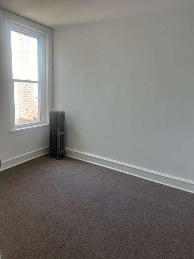 Building Photo - 4860 Gransback St