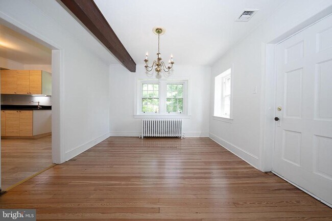 Building Photo - 504 Harriton Rd