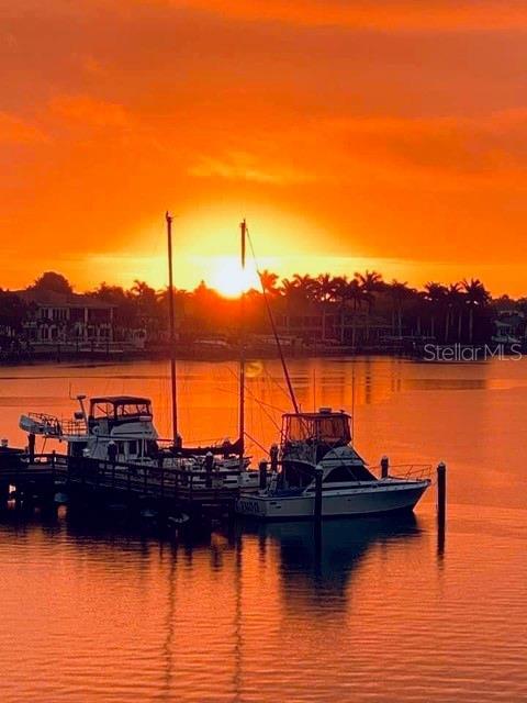 Building Photo - 5200 Brittany Dr S