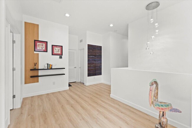 Building Photo - 4931 Whispering Way