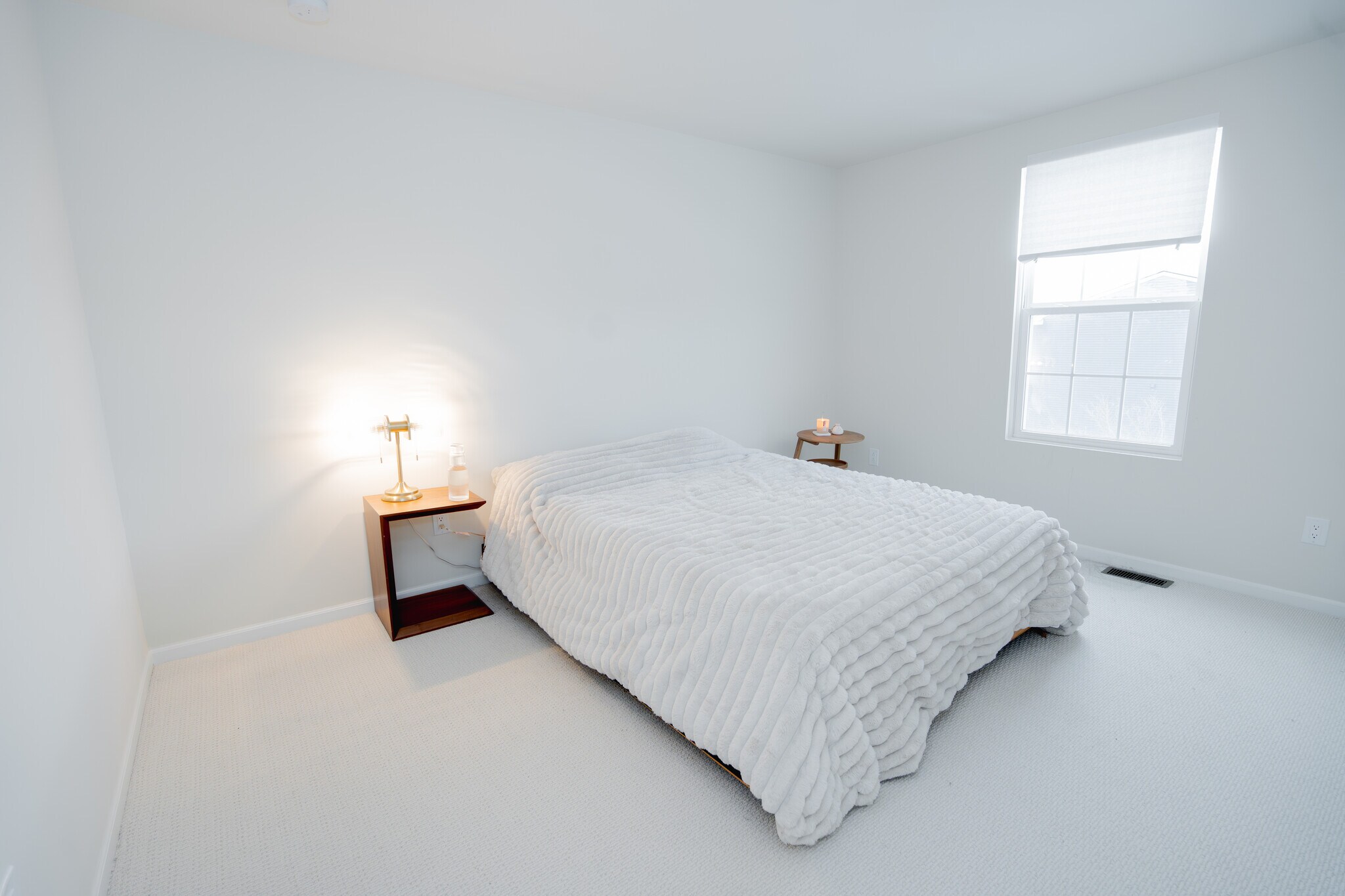 Building Photo - 6037 Fieldstone Cir