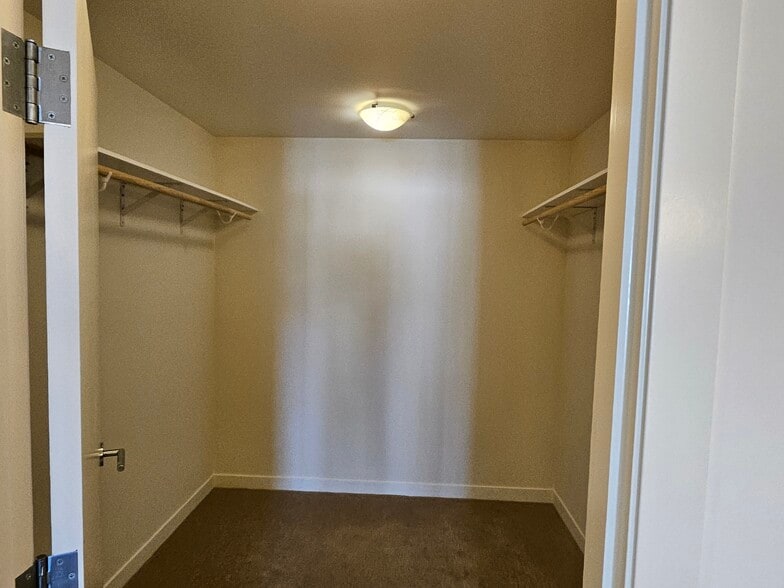 Primary walk-in Closet - 1310 NW Naito Pky