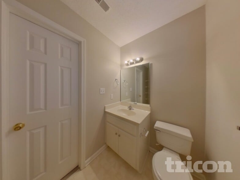 Building Photo - 21 Marabou Ct