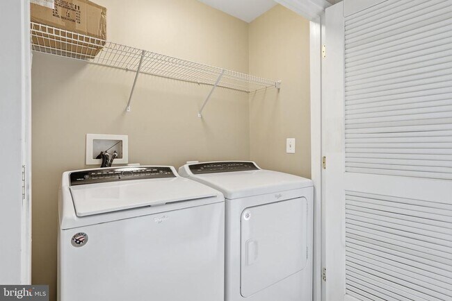 Building Photo - 19188 Sweig Terrace