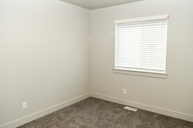 Building Photo - 2814 W 450 N