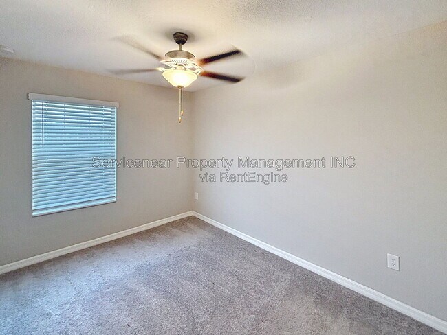 Building Photo - 9528 Pembrooke Pines Dr
