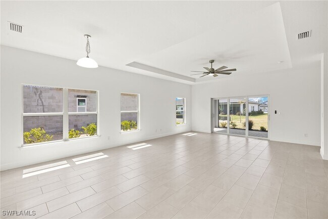 Building Photo - 16849 Castoro Dr