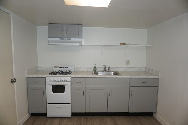 Building Photo - 4516 E Lester St