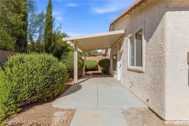 Building Photo - 10521 Angel Dreams Ave