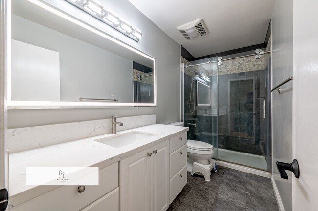 Building Photo - Quiet Cul-De-Sac Living with Pool – Arcadia Unified Schools