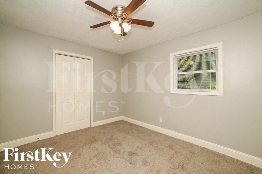 Building Photo - 6159 Prince Ct