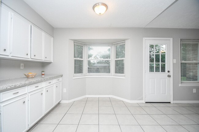 Building Photo - 11839 Blair Meadow Dr