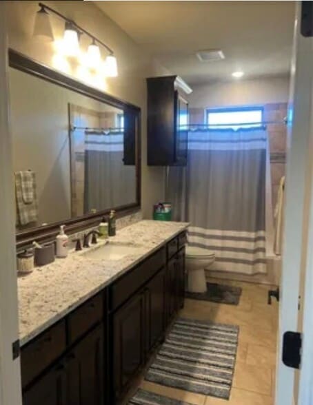 Building Photo - 7109 Lake Village Ct