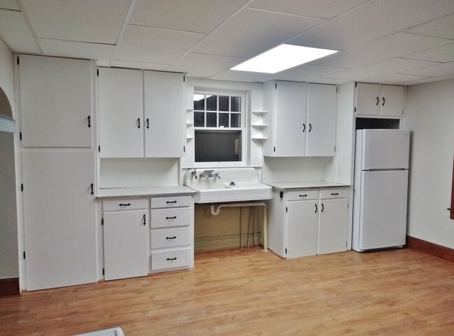 Building Photo - 514 Broadway