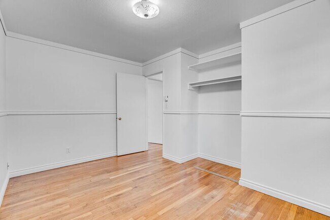 Building Photo - 12620 SW 12th St