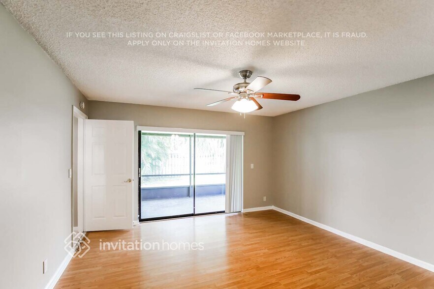 Building Photo - 8029 W Country Club Blvd