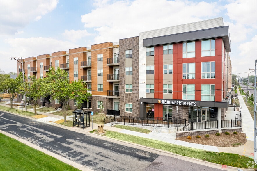 The Ace Apartments 4602 Cottage Grove Rd Madison WI 53714 Apartment