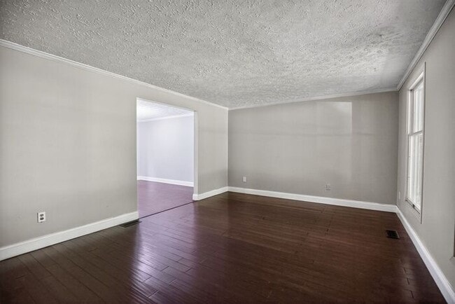 Building Photo - 303 Kimberly Woods Ct